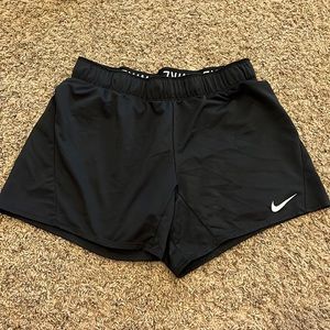 black nike shorts never worn